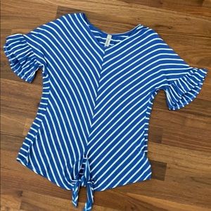 Girls soft ruffle sleeve top